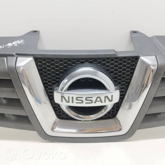 Nissan Qashqai+2 Grille calandre supérieure de pare-chocs avant 9693M4213