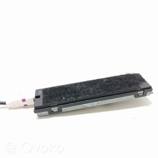 Mercedes-Benz S W222 Amplificatore antenna A1668201289