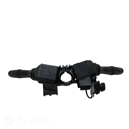 Lexus RX 330 - 350 - 400H Pyyhkimen/suuntavilkun vipukytkin 173832