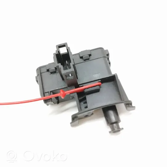 Audi A4 S4 B8 8K Motorino del tappo del serbatoio del carburante 8K0862153D