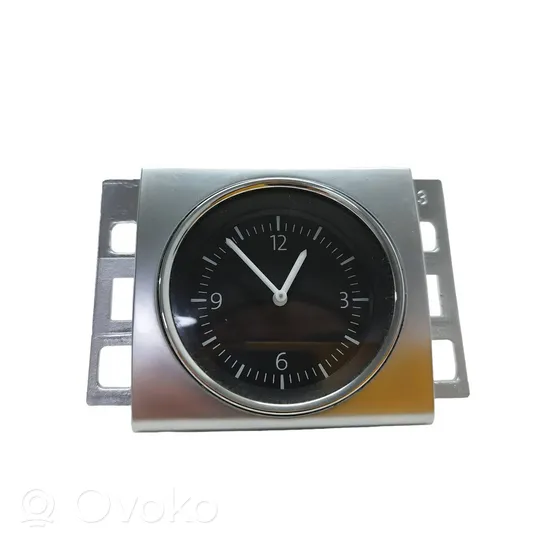 Volkswagen PASSAT B7 Clock 3AA919204A