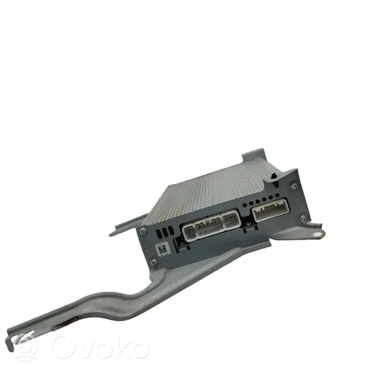 Toyota Prius (XW20) Amplificatore 862800W240