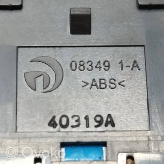 Nissan Leaf I (ZE0) Inne przełączniki i przyciski 083491A