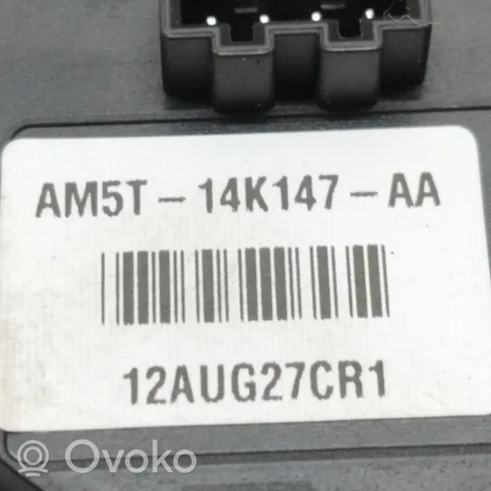 Ford Focus Ohjauspyörän painikkeet/kytkimet AM5T14K147AA