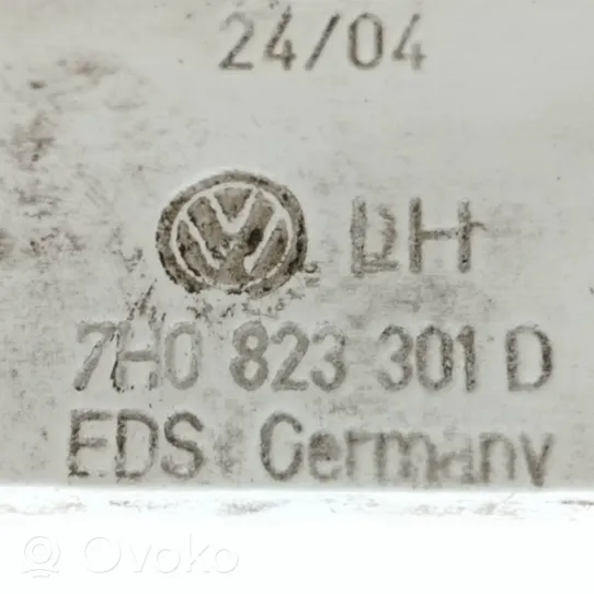 Volkswagen Transporter - Caravelle T5 Cerniere del vano motore/cofano 7H0823301D