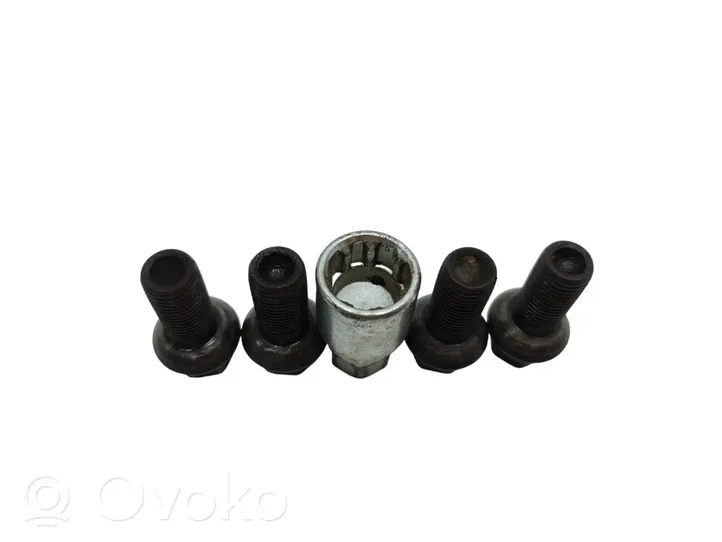 Mercedes-Benz SLK R172 Nuts/bolts 