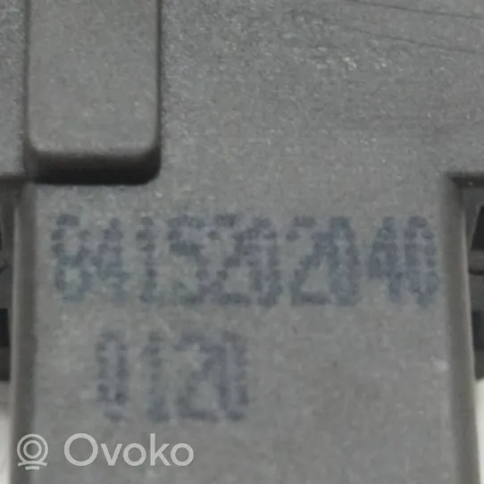 Toyota Avensis T270 Interruptor de control de altura del faro delantero 8415202040