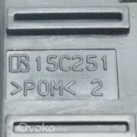 Toyota Avensis T270 Interruptor del control de crucero 15C251