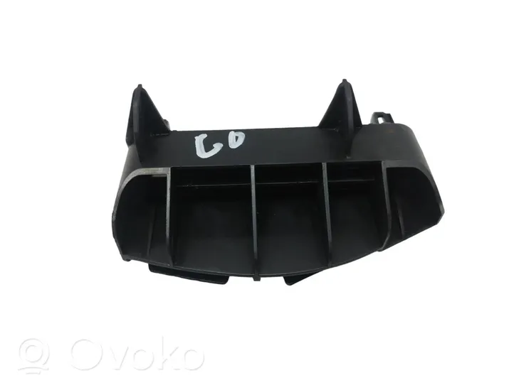 Toyota Avensis T270 Soporte de montaje del parachoques trasero 5256205040