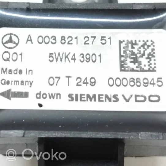 Mercedes-Benz S W221 Czujnik uderzenia Airbag A0038212751