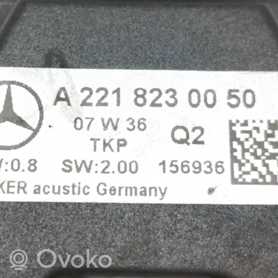 Mercedes-Benz S W221 Puhelimen näppäimistö A2218230050