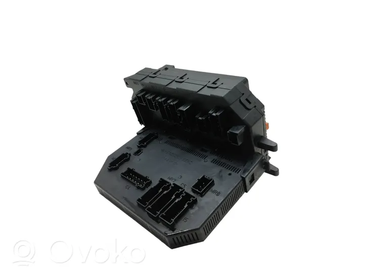 Mercedes-Benz S W221 Module de fusibles A2215404550