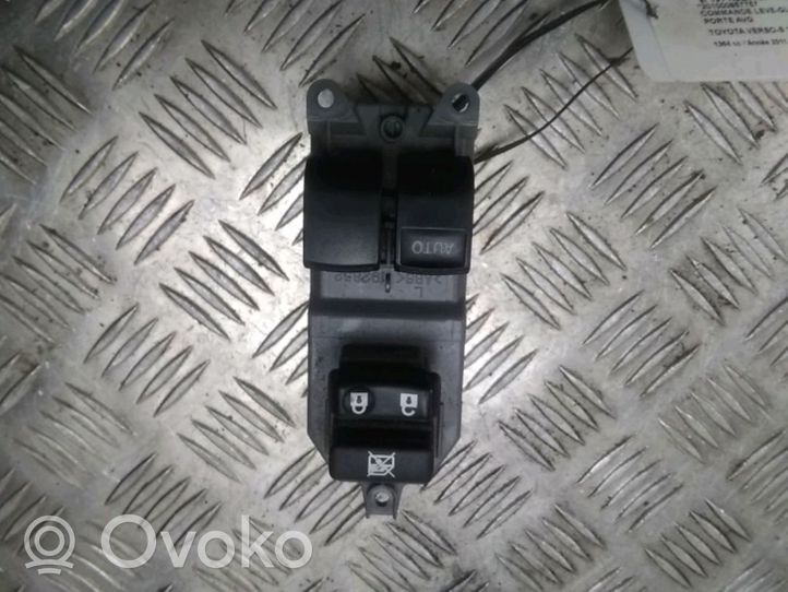 Toyota Verso-S Elektrisko logu slēdzis 8482052440