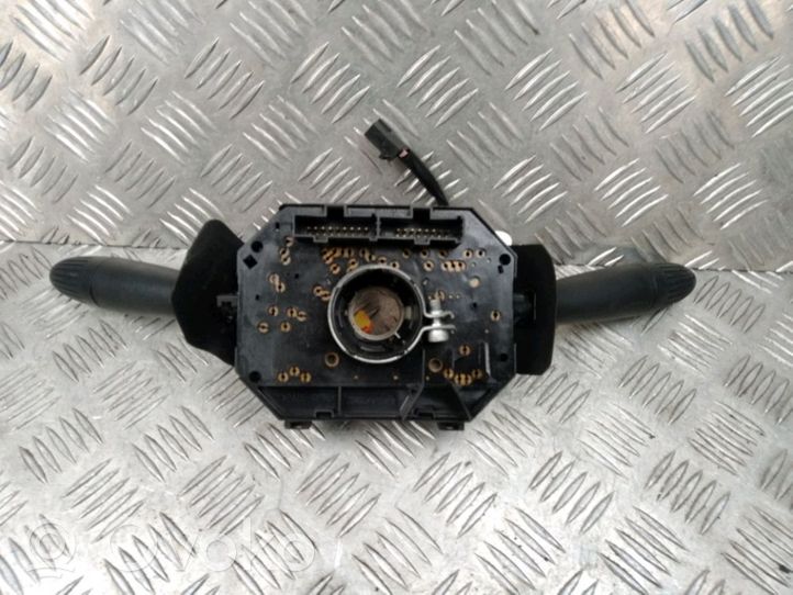 Fiat 500 Leva/interruttore dell’indicatore di direzione e tergicristallo 735472464