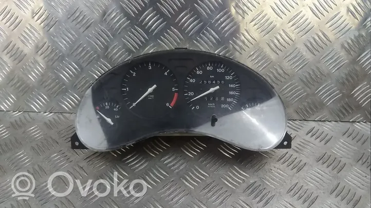 Opel Corsa B Speedometer (instrument cluster) 9113255