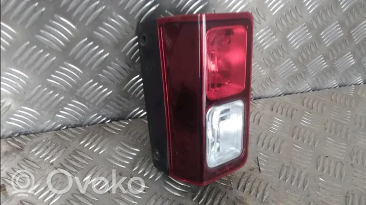 Fiat Talento Lampa zderzaka tylnego 