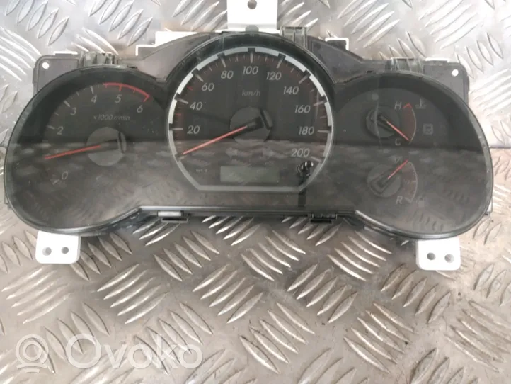 Toyota Hilux (AN10, AN20, AN30) Speedometer (instrument cluster) 83800F0D80