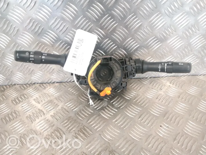 Toyota Hilux (AN10, AN20, AN30) Interruptor/palanca de limpiador de luz de giro 