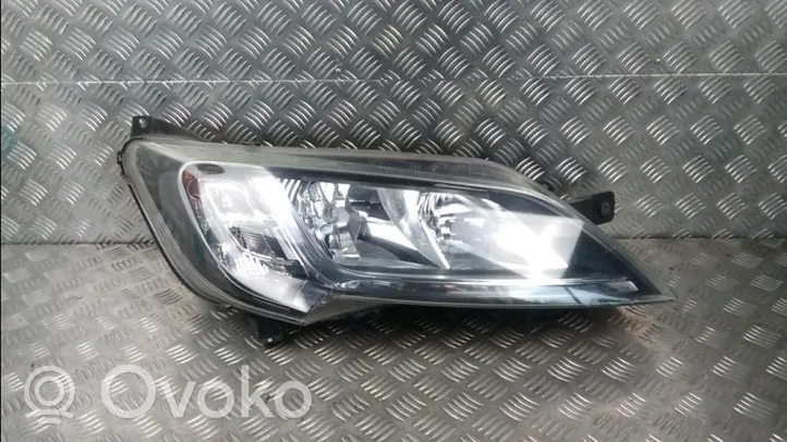 Peugeot Boxer Lampa przednia 1682747580