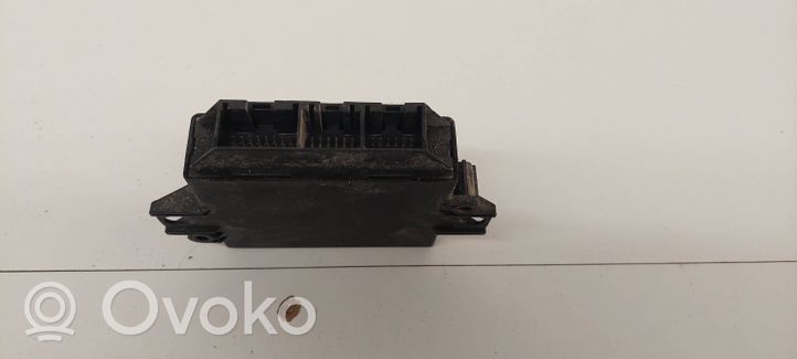 Audi A4 S4 B6 8E 8H Pysäköintitutkan (PCD) ohjainlaite/moduuli 8Z0919283A