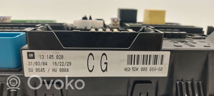 Opel Astra H Module de fusibles 5DK00866960