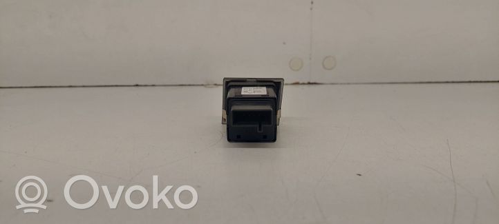 Opel Vectra C Seat heating switch 24441254