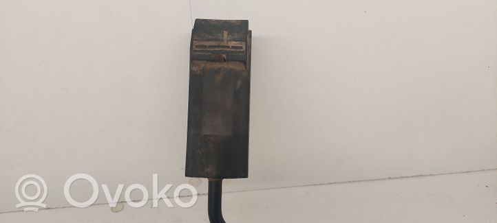 Audi A4 S4 B5 8D Pedale dell’acceleratore 028907475B