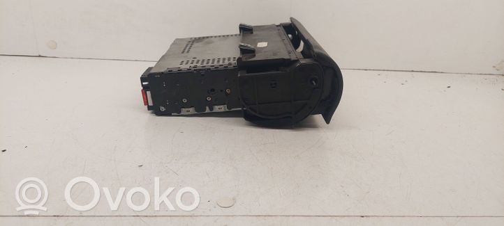 Peugeot 806 Radio/CD/DVD/GPS-pääyksikkö 147A4100ZK