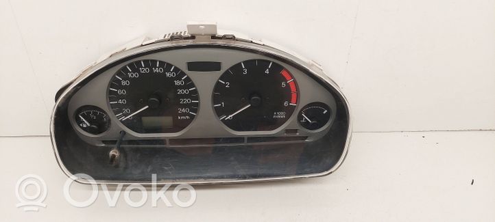 Mitsubishi Carisma Speedometer (instrument cluster) 0P0179001