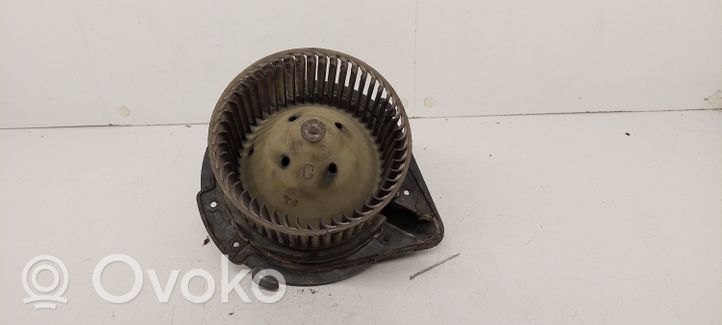 Volkswagen Multivan T4 Ventola riscaldamento/ventilatore abitacolo 114847037F