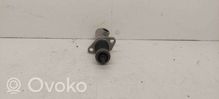 Audi A6 S6 C4 4A Główny cylinder sprzęgła 4A1721401