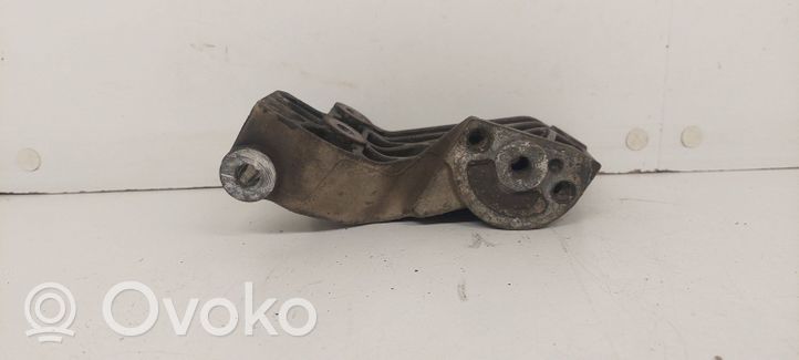 Opel Vectra C Support de générateur / alternateur 90571112