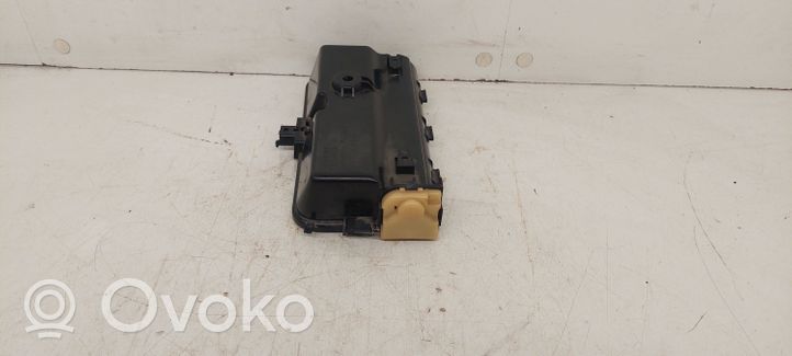 Subaru Forester SF Aurinkolasikotelo 969840W000