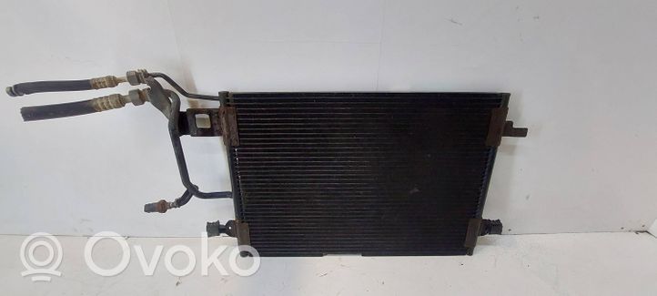 Volkswagen PASSAT B5 Jäähdyttimen lauhdutin (A/C) 8D0260401D