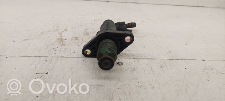 Volkswagen Golf IV Cilindro secondario della frizione 1J0721261D