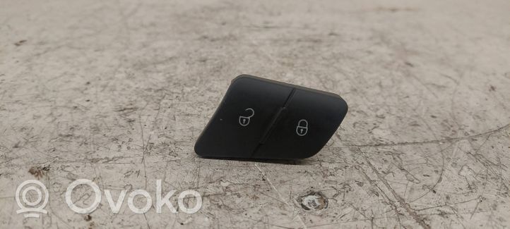 Volkswagen PASSAT B6 Central locking switch button 3C0962125B