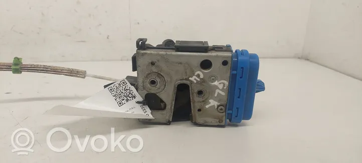 Audi A6 S6 C4 4A Rear door lock 8D0839015A