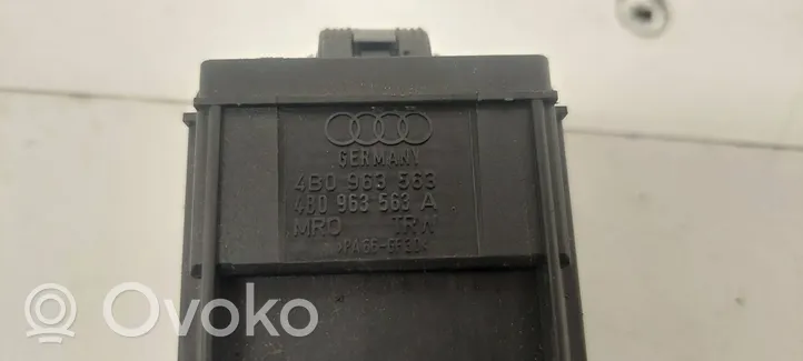 Audi A6 S6 C5 4B Interrupteur de siège chauffant 4B0963563A