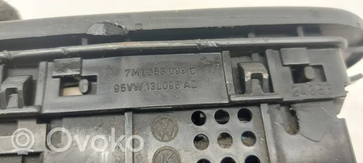 Volkswagen Sharan Przełącznik świateł 7M1858099C