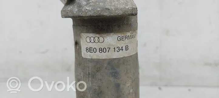 Audi A4 S4 B6 8E 8H Odbój / Amortyzator zderzaka przedniego 8E0807134B