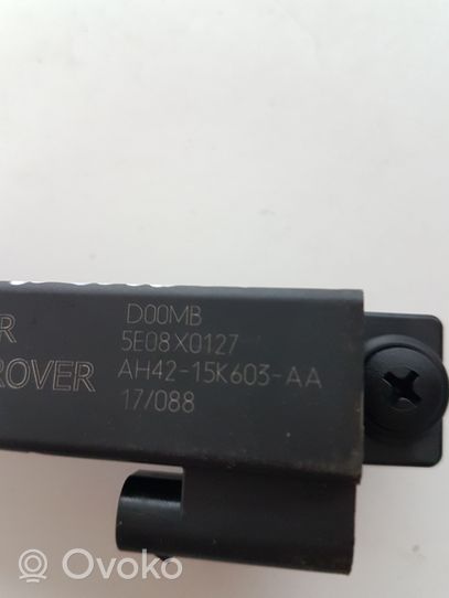 Land Rover Discovery Sport Antenne intérieure accès confort AH4215K603AA