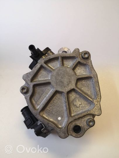 Ford Focus Pompe à vide 9804021880