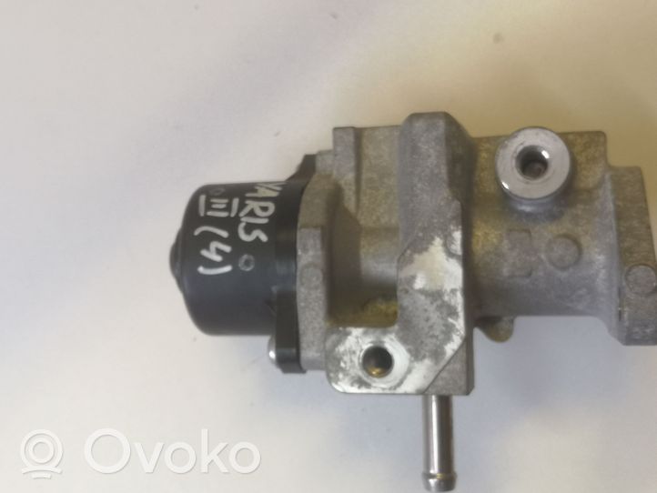 Toyota Yaris Soupape vanne EGR 2562021021