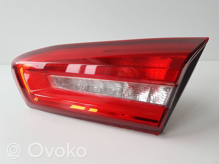 Ford Focus Lampy tylnej klapy bagażnika JX7B13A602TB