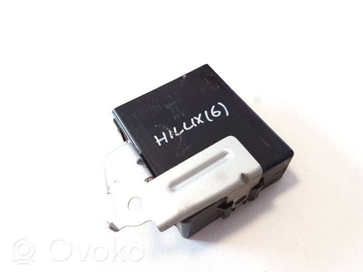 Toyota Hilux (AN10, AN20, AN30) Muut ohjainlaitteet/moduulit 8953371040