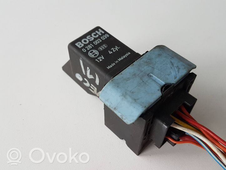 Iveco Daily 45 - 49.10 Glow plug pre-heat relay 0281003039