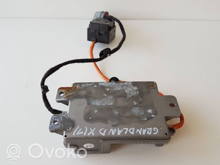 Opel Grandland X Convertisseur / inversion de tension inverseur 9819269180