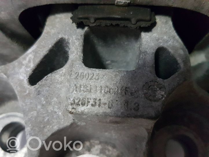 Opel Astra K Mocowanie / Uchwyt skrzyni biegów 39070281