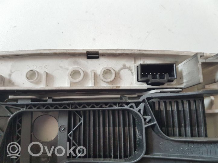 Land Rover Range Rover L322 Interrupteur / bouton multifonctionnel YUD501410WVH
