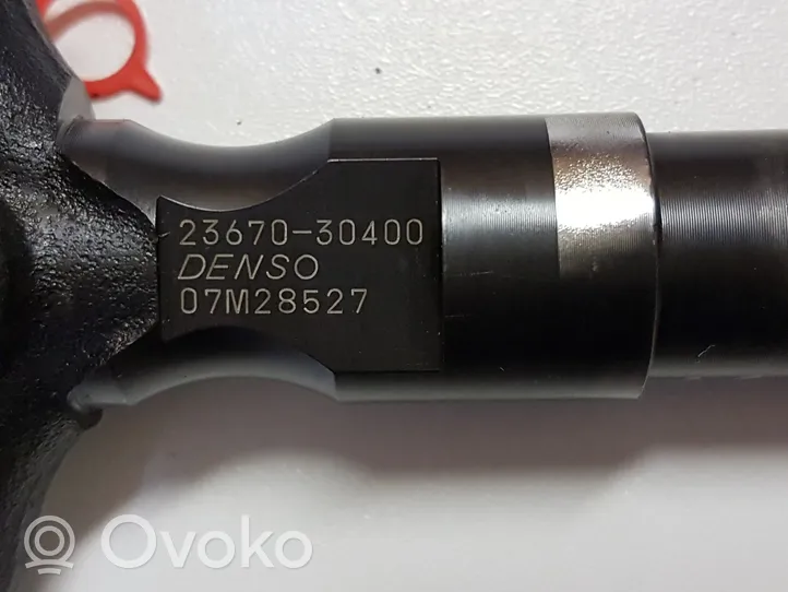 Toyota Hilux (AN10, AN20, AN30) Injecteur de carburant 2367030400